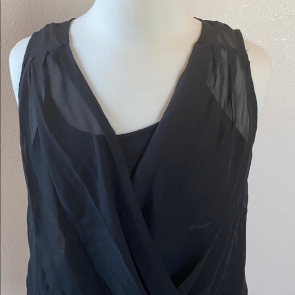 Top - Picture 2 of 3